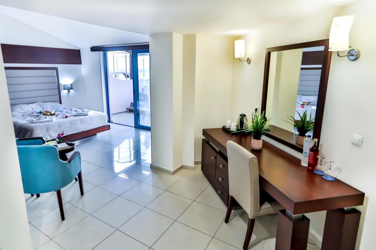 Galini Sea View 酒店 Agía Marína