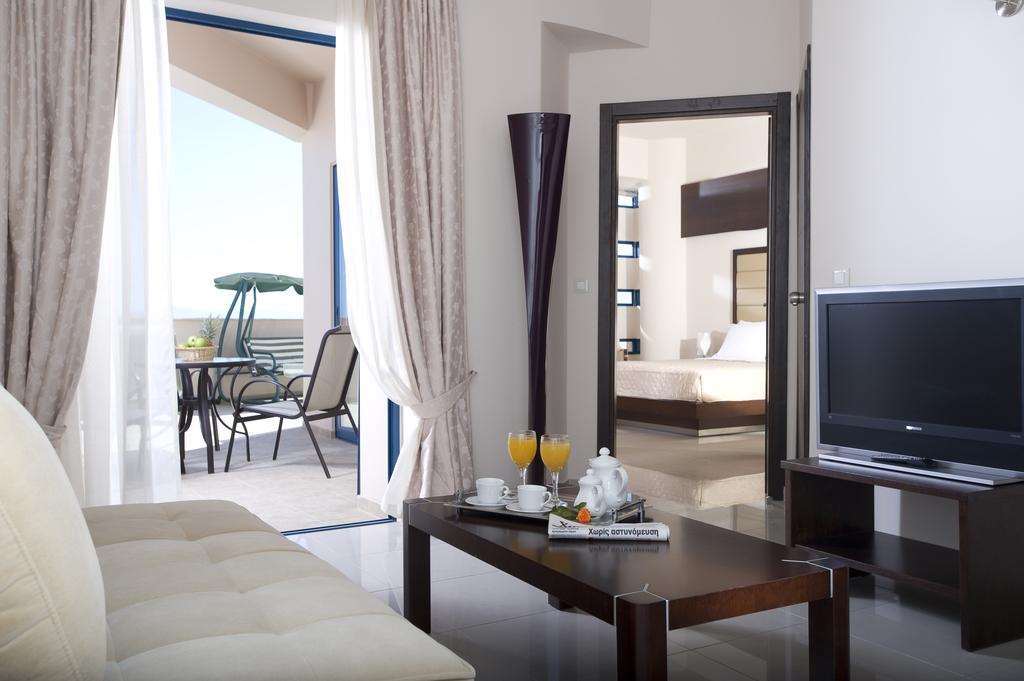酒店 Galini Sea View 5*